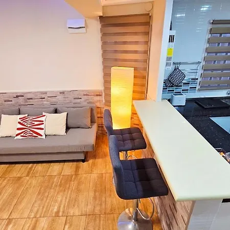 Cozy With Wifi6 Apartment